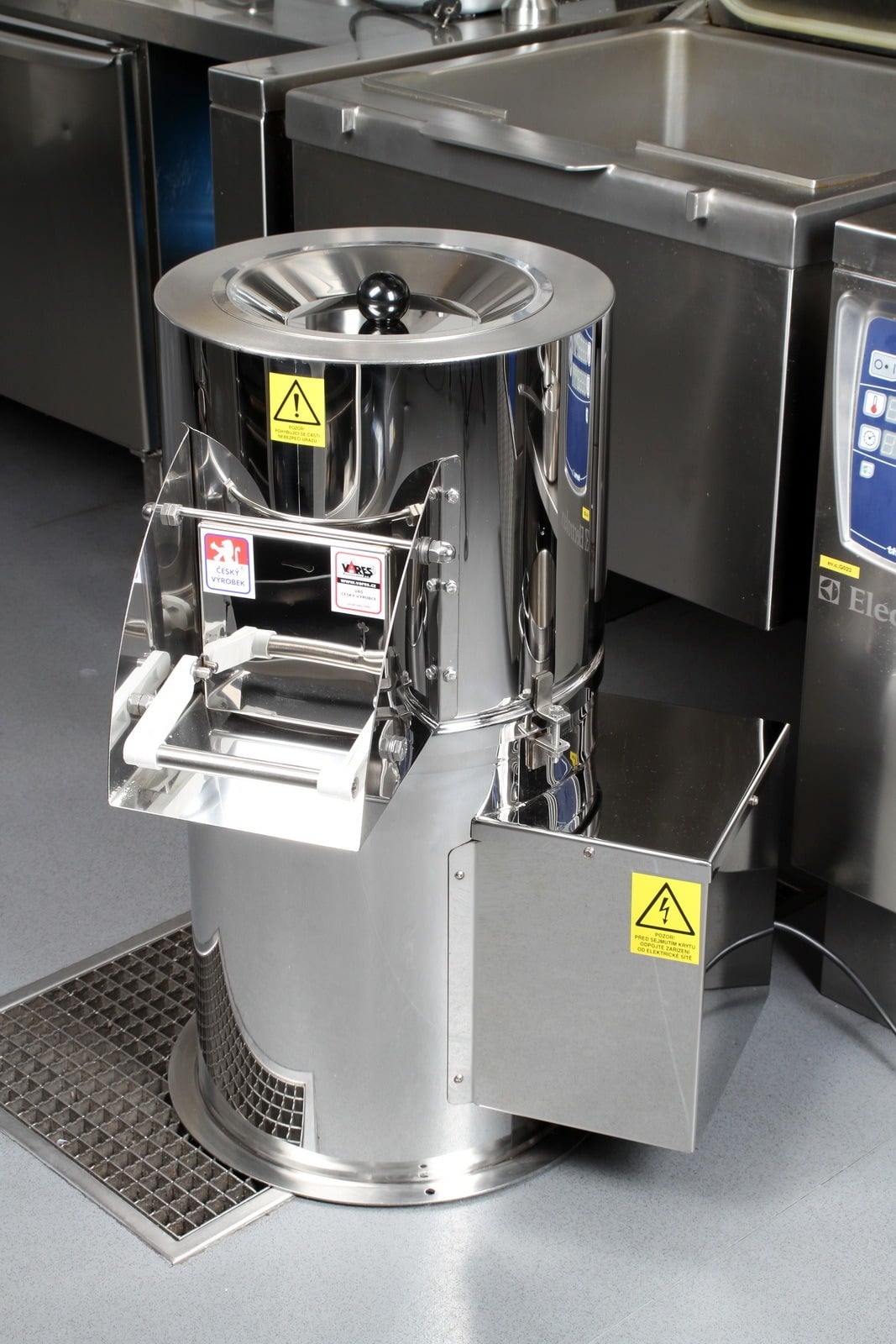 Pelapatate - in acciaio inox - capacità 6 kg | ŠKBZ-6N