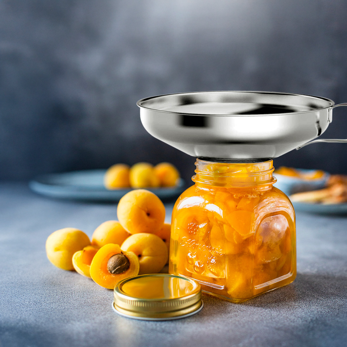 Imbuto in acciaio inox con collo basso e manico - misura L | Gastrokitchen